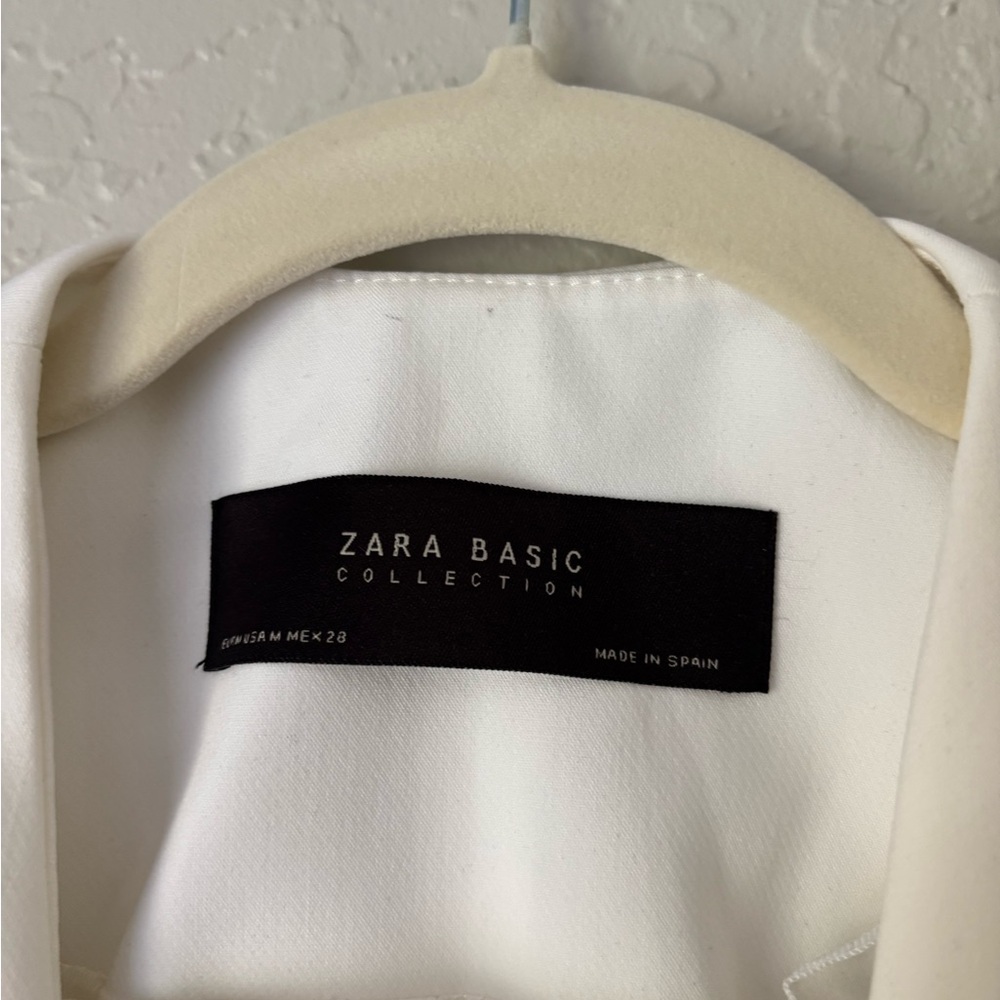 Zara White Blazer, size M - Picture 3 of 3
